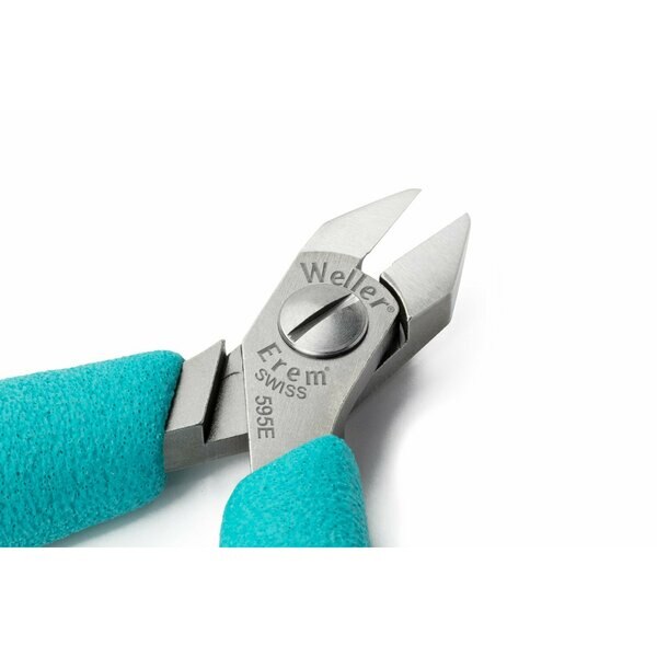 4 1/2 in 500 Diagonal Cutting Plier Flush Cut Pointed Nose Insulated