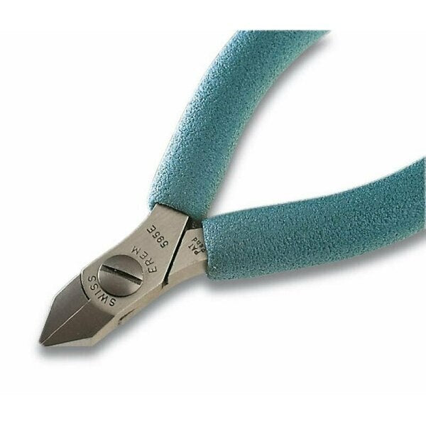 4 1/2 in 500 Diagonal Cutting Plier Flush Cut Pointed Nose Insulated