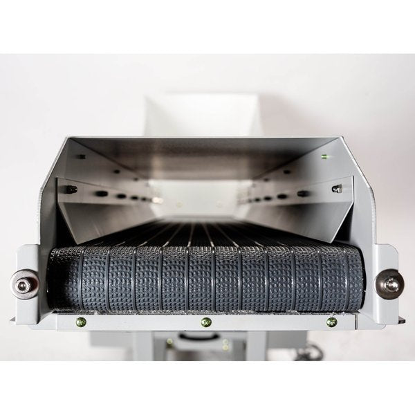 Conveyor Belt for High Capacity Output., 92.3 in L, 25.8 in W