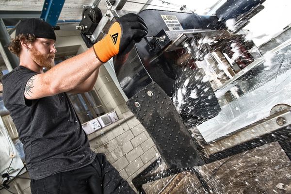 Hi-Vis Cut Resistant Coated Gloves, A2 Cut Level, Nitrile, 9, 1 PR