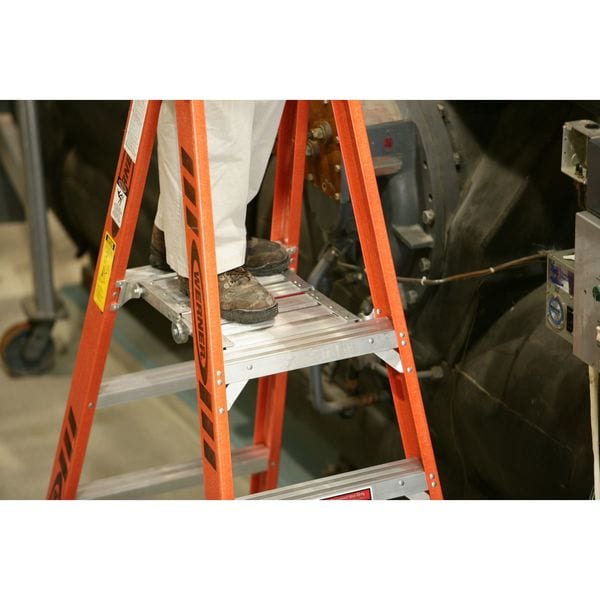 8 ft Fiberglass Twin Platform Stepladder