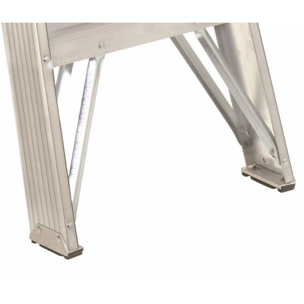 6 ft Aluminum Stepladder