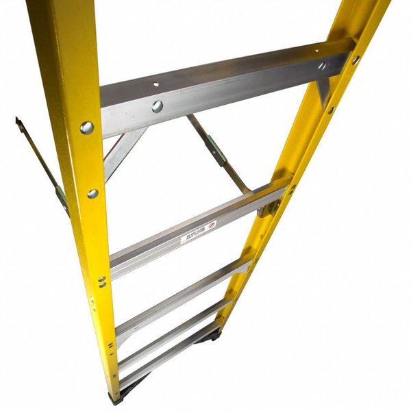 6 ft Fiberglass Stepladder