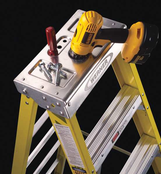 6 ft Fiberglass Stepladder