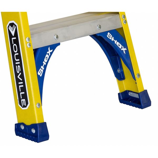 4 ft Fiberglass Stepladder