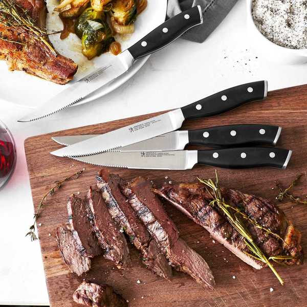 Forged Accent 4-pc Steak Knife Set, Black