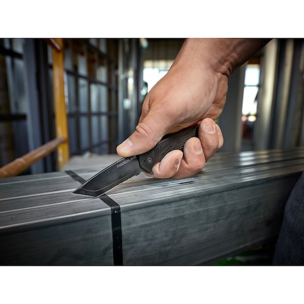 3â HARDLINE Serrated Blade Pocket Knife