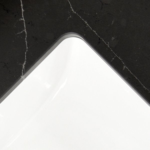 Vanity Top w/Ceramic Basin, 31 x 22 in