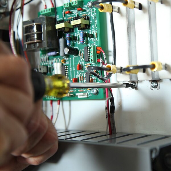 Screwdriver Set, Combination Tip, 2-Piece