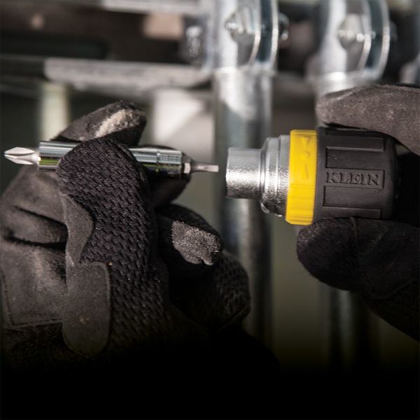 Multi-Bit Ratcheting Screwdriver, 6-in-1, Stubby, Ph, Sl, Nut Bits
