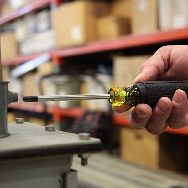 #2 Combo Tip Driver, 4-Inch Fixed Blade