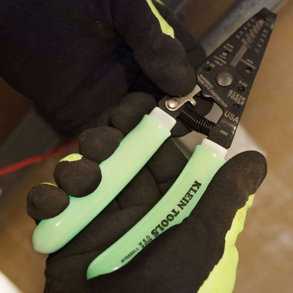 High-Visibility Klein-KurveÂ® Wire Stripper / Cutter