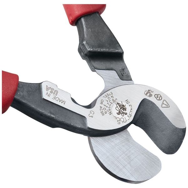 Journeymanâ¢ High Leverage Cable Cutter with Stripping
