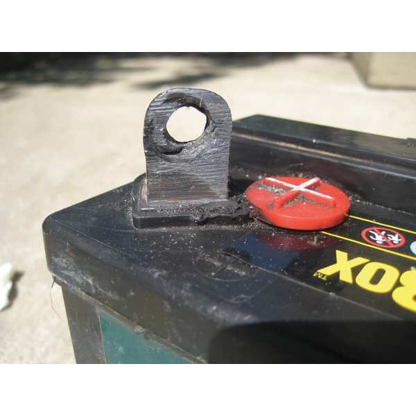 Battery Terminal Cleaner, Aerosol Spray Can, 12 oz, 11 oz nt wt, Nonflammable