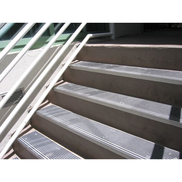 Stair Tread, Black, 42in W, Extruded Alum