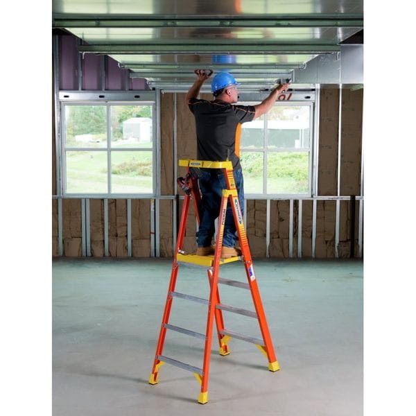 11 ft Fiberglass Podium Stepladder