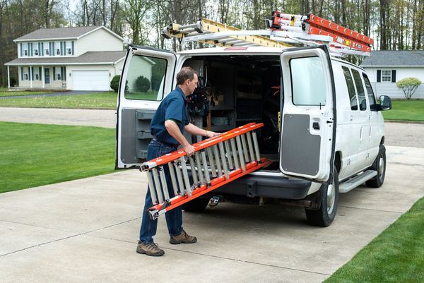 Fiberglass Extension Ladder, 300 lb Load Capacity