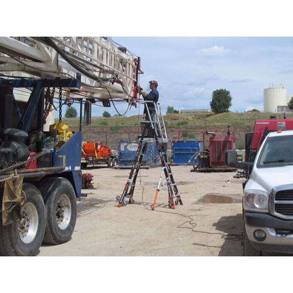 8 to 14 ft Fiberglass Adjustable Safety Cage Platform Stepladder