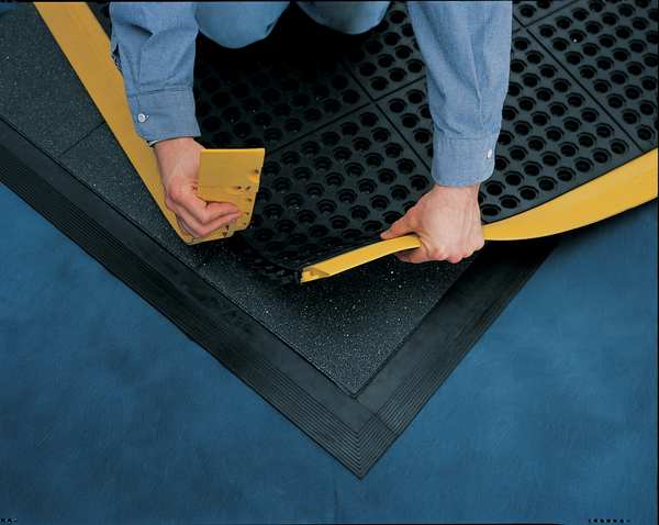 Ramp Edge Nitrile Rubber 3 ft 3 in 3 in 5/8 in