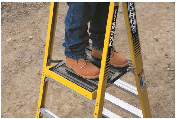 7 ft Fiberglass Podium Stepladder