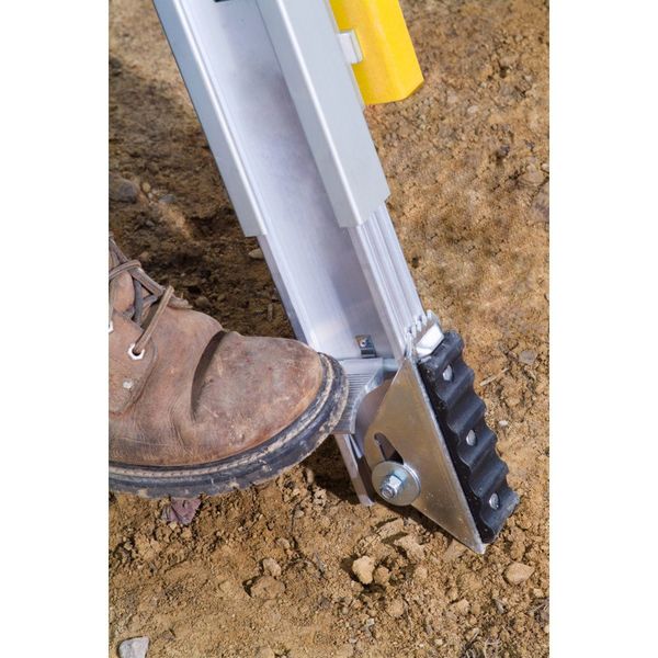 Fiberglass Extension Ladder, 375 lb Load Capacity