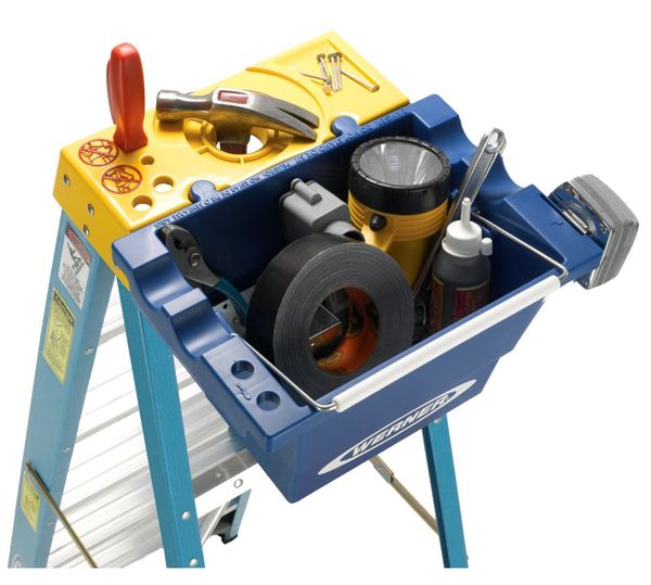 5 ft Fiberglass Stepladder