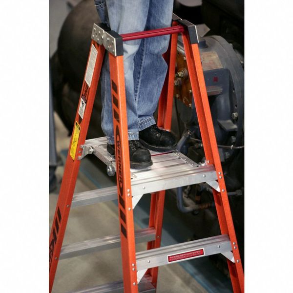 6 ft Fiberglass Twin Platform Stepladder