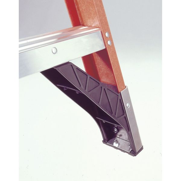 6 ft Fiberglass Stepladder