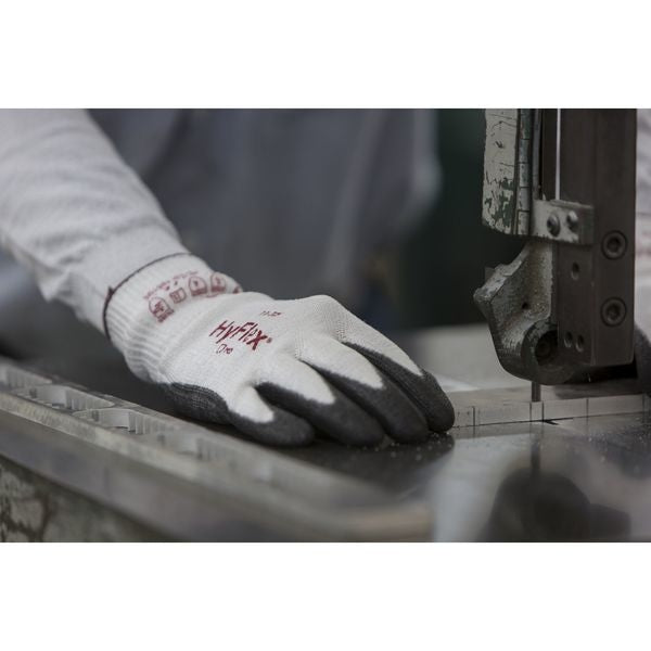 Cut Resistant Coated Gloves, A4 Cut Level, Polyurethane, M, 1 PR