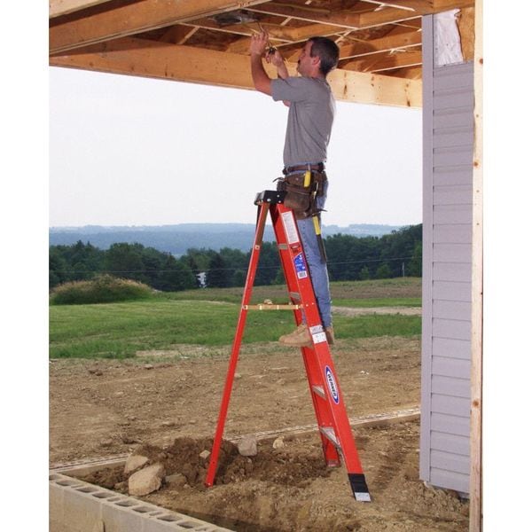 8 ft Fiberglass Tripod Stepladder