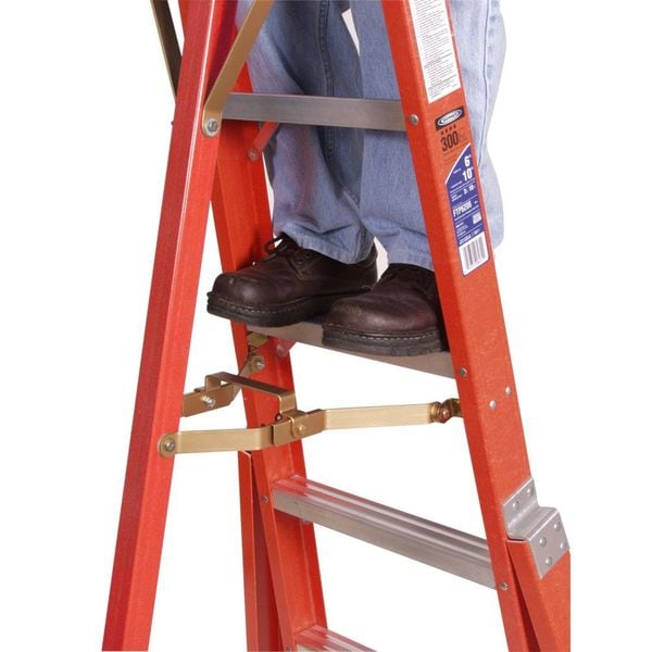 12 ft Fiberglass Tripod Stepladder