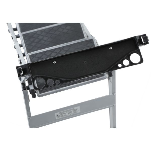 4 Steps, Aluminum Step Stool, 300 lb. Load Capacity, Silver