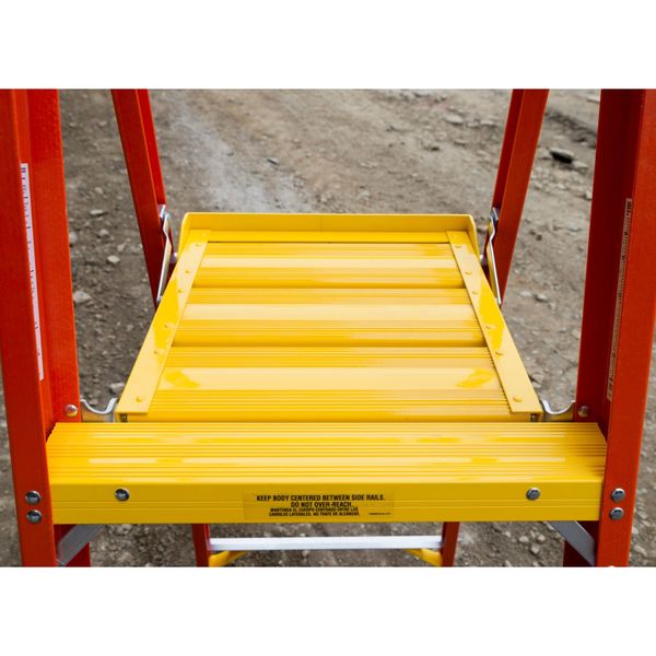 7 ft Fiberglass Podium Stepladder