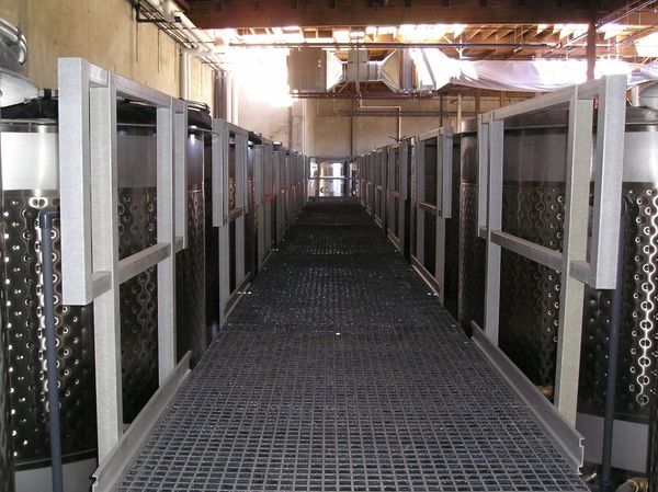 Molded Grating, 72 in Span, Grit-Top Surface, Corvex Resin, Dark Gray