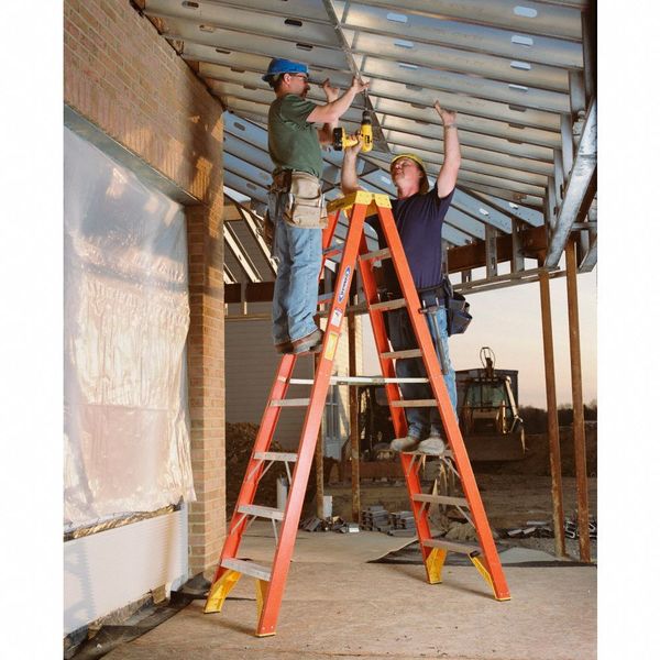 8 ft Fiberglass Twin Stepladder