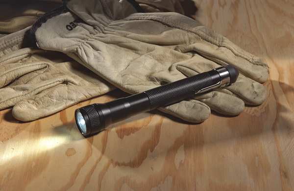 Yellow No Led Industrial Handheld Flashlight, Alkaline AA, 100 lm