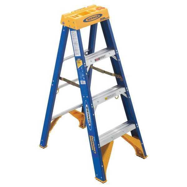 4 ft Fiberglass Stepladder
