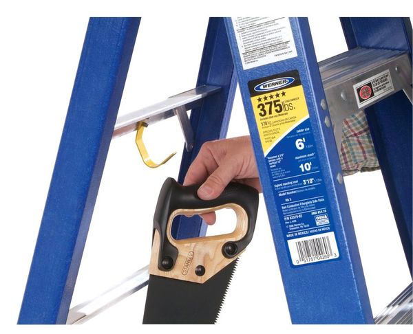 6 ft Fiberglass Stepladder