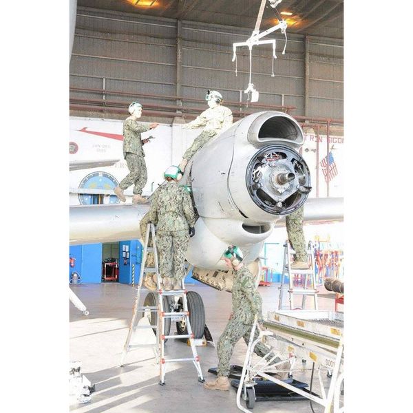 Multipurpose Ladder, 90 Degrees , Extension, Scaffold, Staircase, Stepladder Configuration, 19 ft