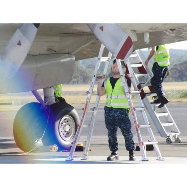 Multipurpose Ladder, 90 Degrees , Extension, Scaffold, Staircase, Stepladder Configuration, 15 ft